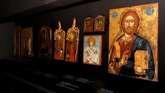 Γενική όψη της μόνιμης έκθεσης «Οι Εικόνες της Συλλογής Ζαχαρία Πορταλάκη 15ος -20ός αιώνας»